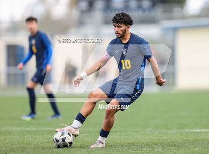 Thumbnail 3 in Birmingham vs. Chavez (CIF-LA Div-1 Semifinal) photogallery.
