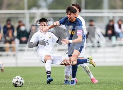 Thumbnail 3 in Birmingham vs. Chavez (CIF-LA Div-1 Semifinal) photogallery.