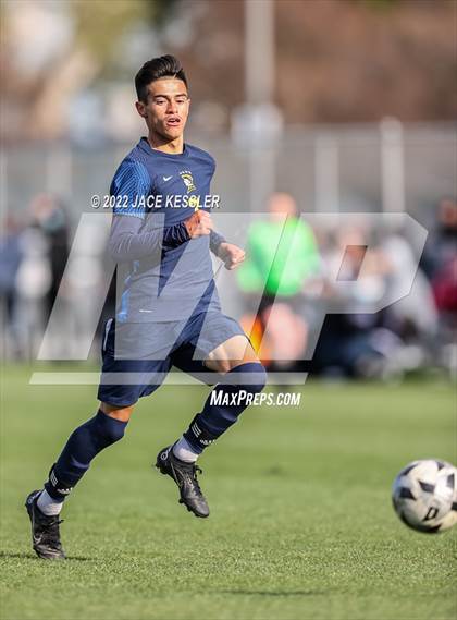Thumbnail 3 in Birmingham vs. Chavez (CIF-LA Div-1 Semifinal) photogallery.