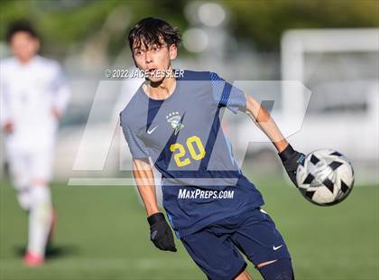 Thumbnail 1 in Birmingham vs. Chavez (CIF-LA Div-1 Semifinal) photogallery.