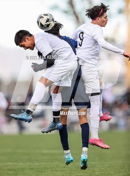 Thumbnail 1 in Birmingham vs. Chavez (CIF-LA Div-1 Semifinal) photogallery.