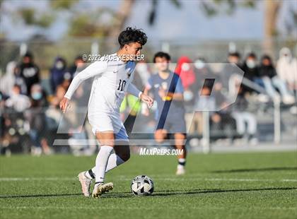 Thumbnail 3 in Birmingham vs. Chavez (CIF-LA Div-1 Semifinal) photogallery.