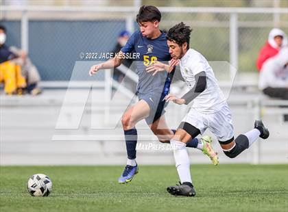Thumbnail 1 in Birmingham vs. Chavez (CIF-LA Div-1 Semifinal) photogallery.