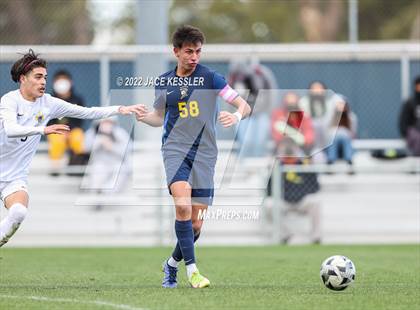 Thumbnail 2 in Birmingham vs. Chavez (CIF-LA Div-1 Semifinal) photogallery.