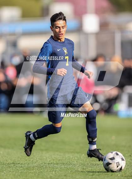 Thumbnail 2 in Birmingham vs. Chavez (CIF-LA Div-1 Semifinal) photogallery.