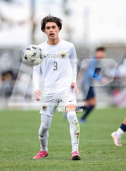 Thumbnail 2 in Birmingham vs. Chavez (CIF-LA Div-1 Semifinal) photogallery.