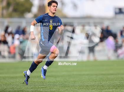 Thumbnail 3 in Birmingham vs. Chavez (CIF-LA Div-1 Semifinal) photogallery.