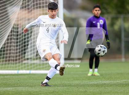 Thumbnail 2 in Birmingham vs. Chavez (CIF-LA Div-1 Semifinal) photogallery.