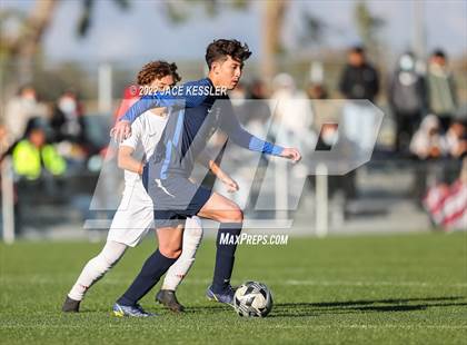 Thumbnail 3 in Birmingham vs. Chavez (CIF-LA Div-1 Semifinal) photogallery.