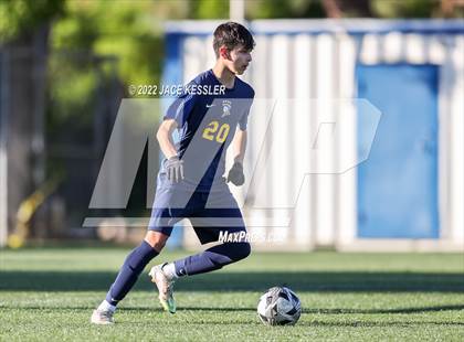 Thumbnail 1 in Birmingham vs. Chavez (CIF-LA Div-1 Semifinal) photogallery.