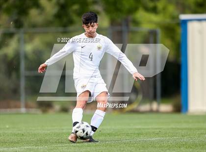 Thumbnail 3 in Birmingham vs. Chavez (CIF-LA Div-1 Semifinal) photogallery.