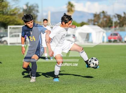 Thumbnail 3 in Birmingham vs. Chavez (CIF-LA Div-1 Semifinal) photogallery.