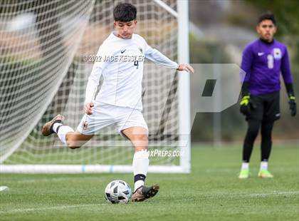 Thumbnail 2 in Birmingham vs. Chavez (CIF-LA Div-1 Semifinal) photogallery.