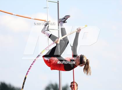 Thumbnail 1 in Logan Elm Invitational photogallery.
