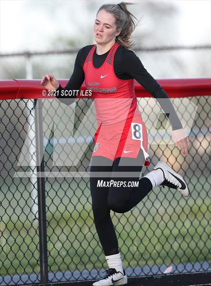 Thumbnail 3 in Logan Elm Invitational photogallery.
