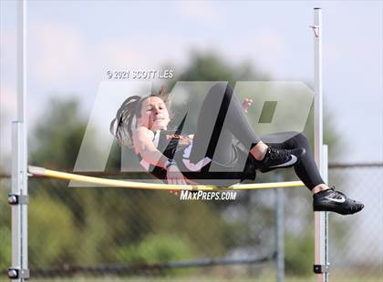 Thumbnail 2 in Logan Elm Invitational photogallery.
