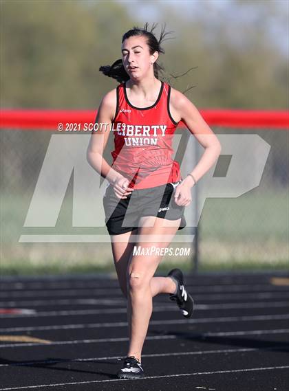Thumbnail 2 in Logan Elm Invitational photogallery.