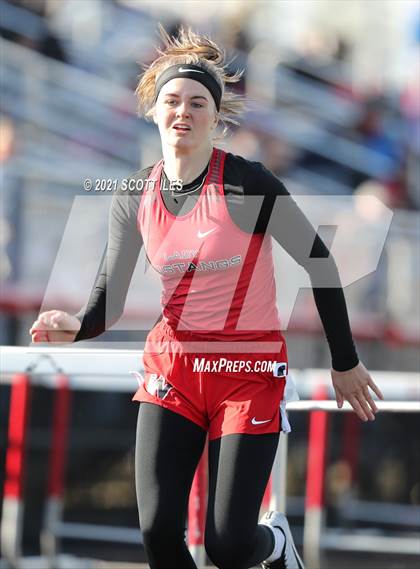 Thumbnail 1 in Logan Elm Invitational photogallery.