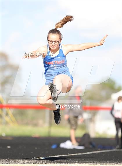 Thumbnail 1 in Logan Elm Invitational photogallery.
