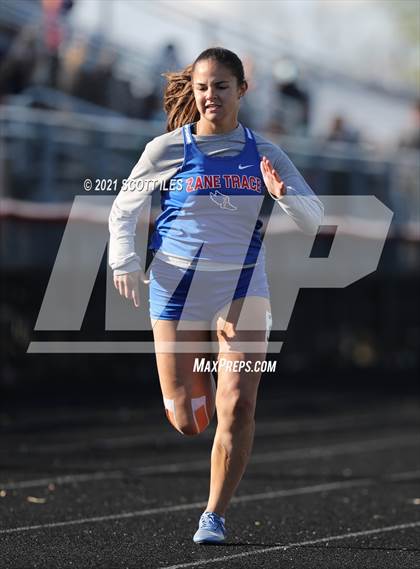 Thumbnail 2 in Logan Elm Invitational photogallery.