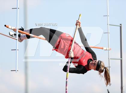 Thumbnail 3 in Logan Elm Invitational photogallery.