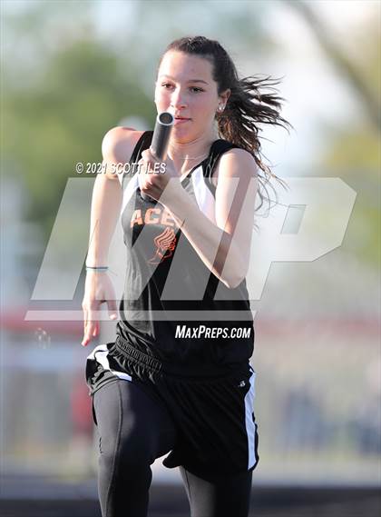 Thumbnail 2 in Logan Elm Invitational photogallery.