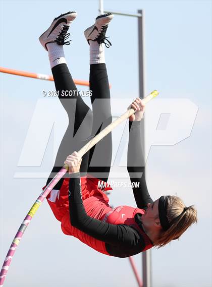 Thumbnail 1 in Logan Elm Invitational photogallery.