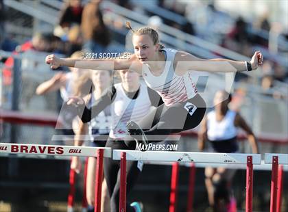 Thumbnail 2 in Logan Elm Invitational photogallery.