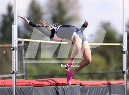 Thumbnail 1 in Logan Elm Invitational photogallery.