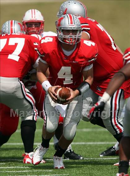 Thumbnail 1 in Katy vs. Marcus photogallery.