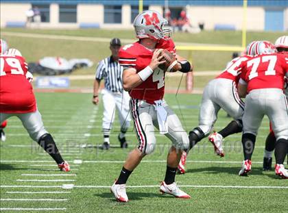 Thumbnail 3 in Katy vs. Marcus photogallery.