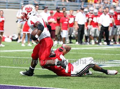 Thumbnail 1 in Katy vs. Marcus photogallery.