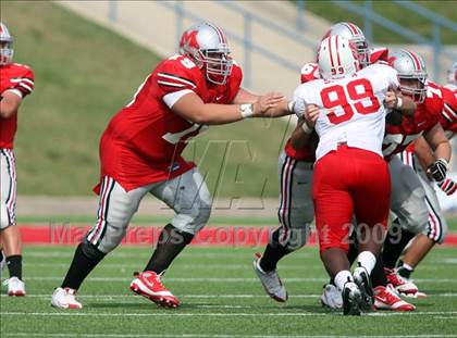 Thumbnail 3 in Katy vs. Marcus photogallery.