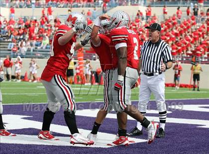 Thumbnail 2 in Katy vs. Marcus photogallery.