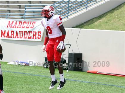 Thumbnail 1 in Katy vs. Marcus photogallery.