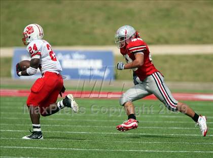 Thumbnail 2 in Katy vs. Marcus photogallery.