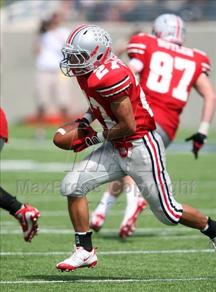 Thumbnail 2 in Katy vs. Marcus photogallery.