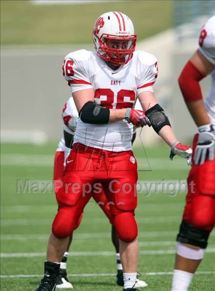 Thumbnail 1 in Katy vs. Marcus photogallery.