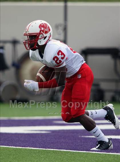 Thumbnail 2 in Katy vs. Marcus photogallery.