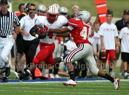 Thumbnail 3 in Katy vs. Marcus photogallery.