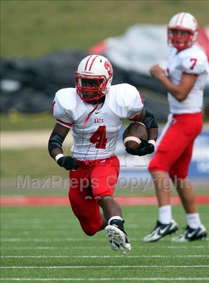 Thumbnail 1 in Katy vs. Marcus photogallery.