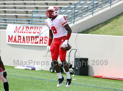 Thumbnail 3 in Katy vs. Marcus photogallery.