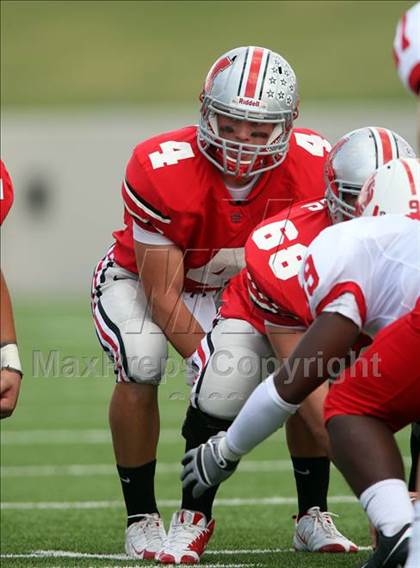 Thumbnail 2 in Katy vs. Marcus photogallery.