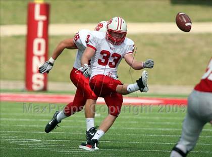 Thumbnail 2 in Katy vs. Marcus photogallery.