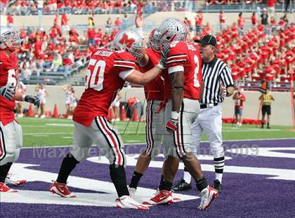 Thumbnail 3 in Katy vs. Marcus photogallery.