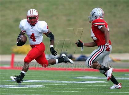Thumbnail 1 in Katy vs. Marcus photogallery.