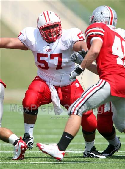 Thumbnail 2 in Katy vs. Marcus photogallery.
