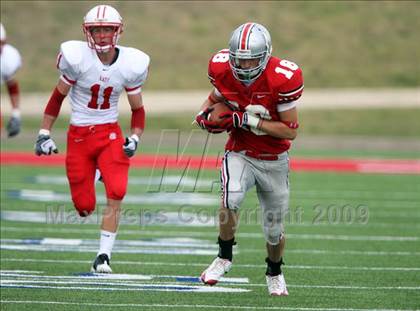 Thumbnail 2 in Katy vs. Marcus photogallery.