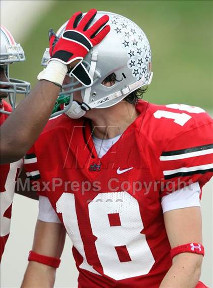 Thumbnail 2 in Katy vs. Marcus photogallery.