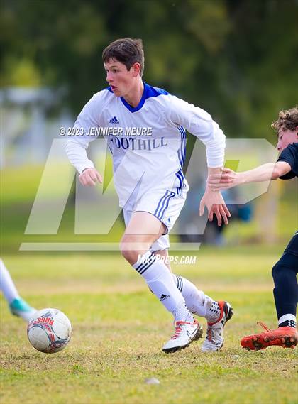 Thumbnail 1 in Foothill vs Analy photogallery.